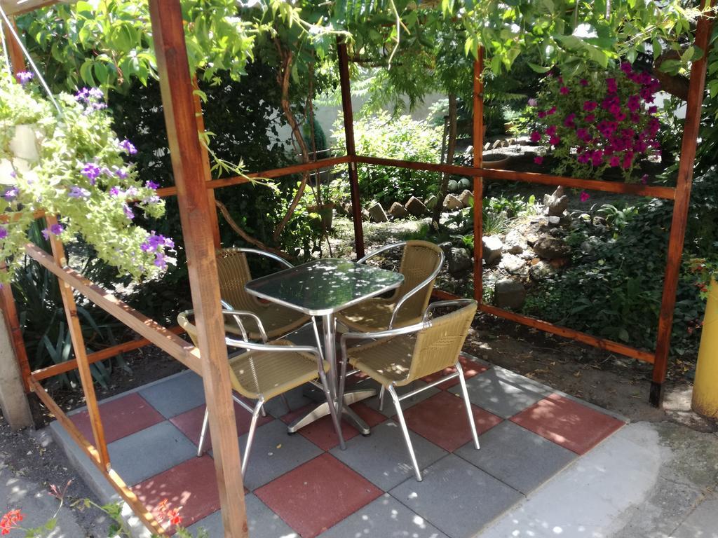 Dudi Apartman Szeged Exterior foto